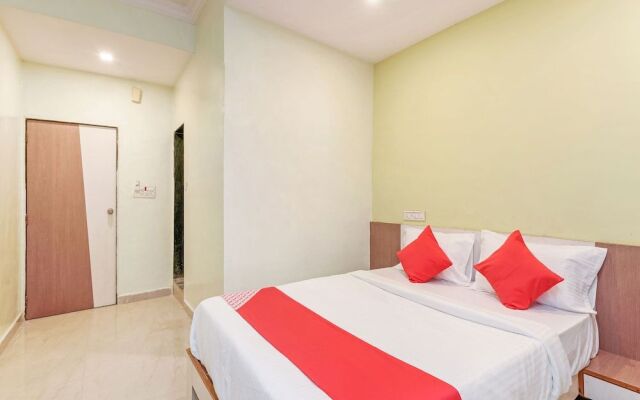 OYO 22817 Hotel Dream Line