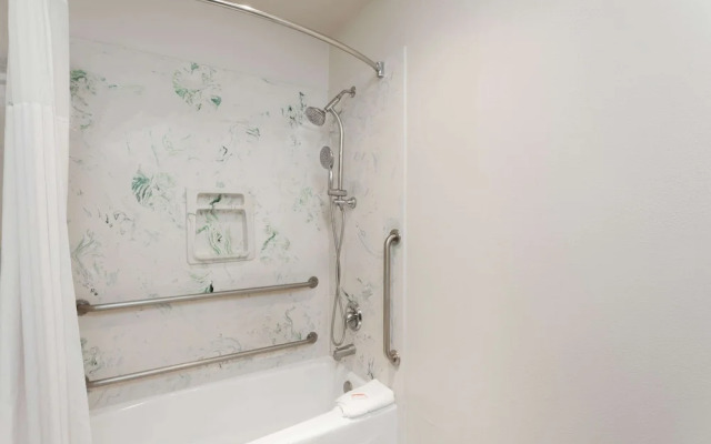 Guesthouse Inn & Suite