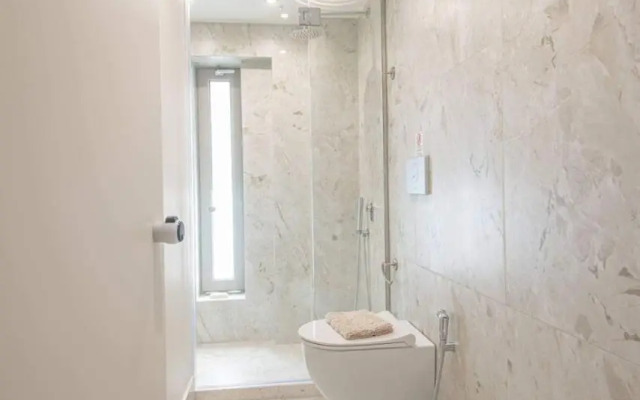Nama Sea Side Suites