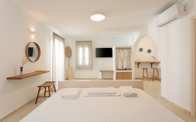Proteas Hotel & Suites