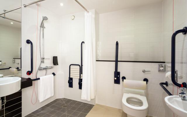Holiday Inn Express Harlow by IHG