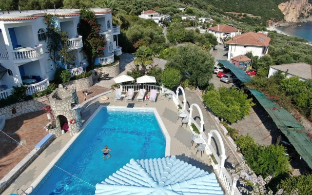 Dolphin Apartments 1