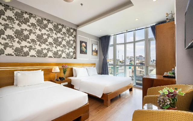 Lucky Star Hotel 266 De Tham