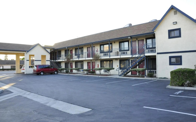 Luxury Inn