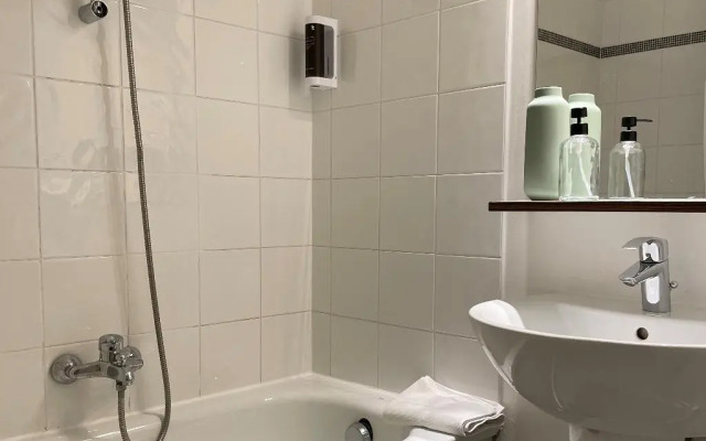 Séjours & Affaires Paris Malakoff