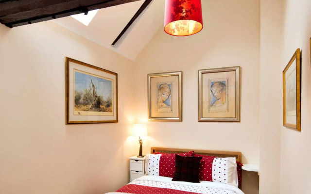 River Nene Cottages