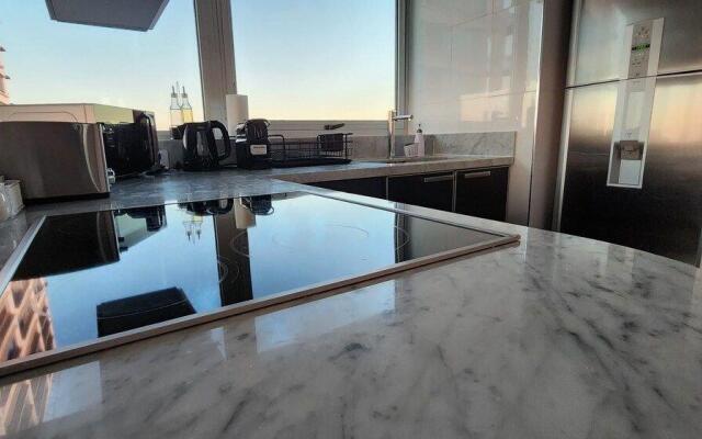 Puerto Madero Piso 38 Vista Río Frente al Hilton