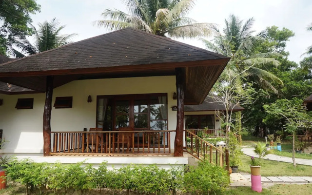Anandah Beach Resort