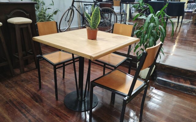Caruma Surf Hostel & Suites
