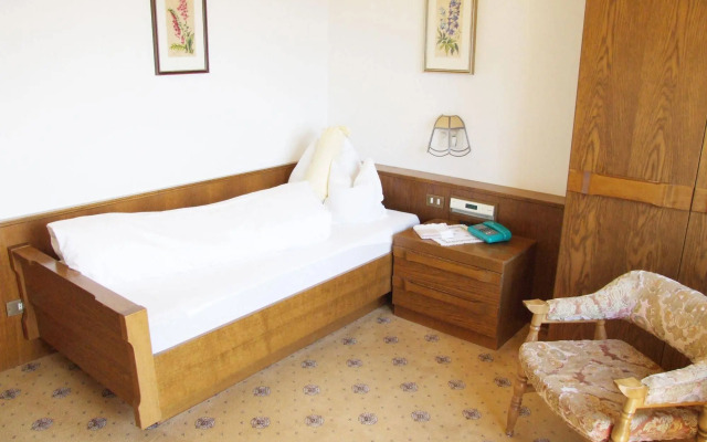 Hotel Karin