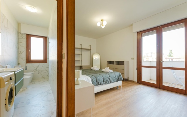 Lily Flat - 15 min from Venice