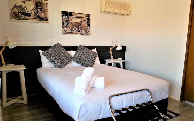 Kurri Motor Inn