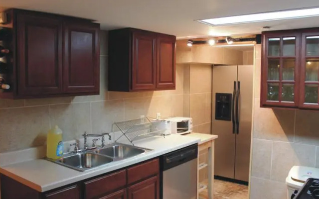 Smith Regency Three/Four-Bedroom Condominium