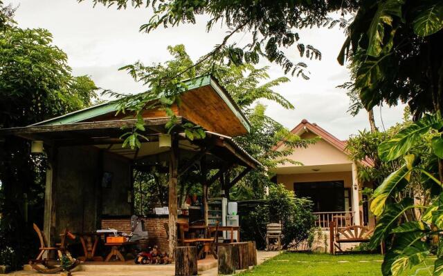 Bang Wela at Suanphung Resort
