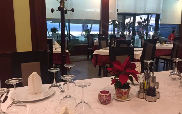Hotel Ylli i Detit