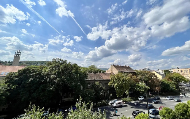Krisztina Apartments