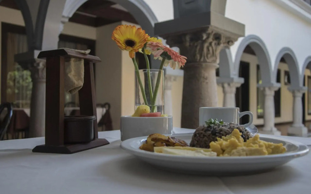 Hotel Colonial