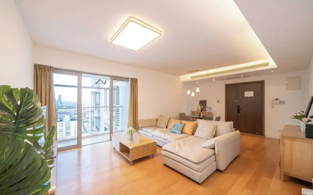 Tyms Elegant 3BR 2BA Apt Near Malls