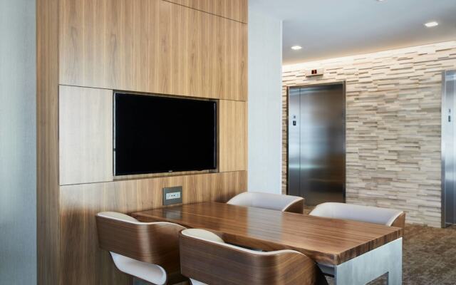 AC Hotel Madison Downtown