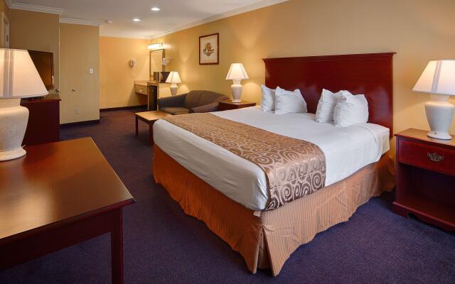 Best Western Forest Inn