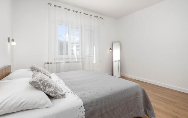 Awesome Apartment in Kampor With Wifi and 1 Bedrooms