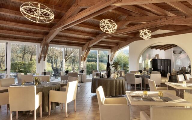 Li Neuli Country Club