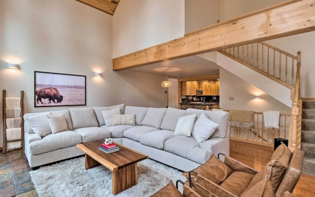 2 Mi to Dtwn: Leadville Haven w/ 2 Furnished Decks