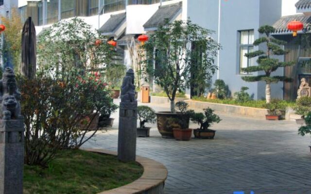 Xiangyang Rongting Guest House