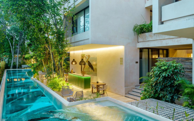 106 Beautiful Garden Apartment with Private Pool