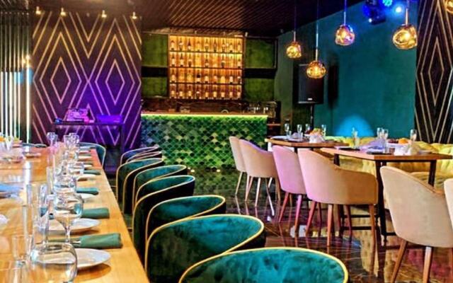 Green Garden Hotel