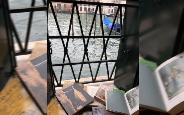 GRANDCANAL-GREEN new, 3pax, 2bath, fiber free wifi