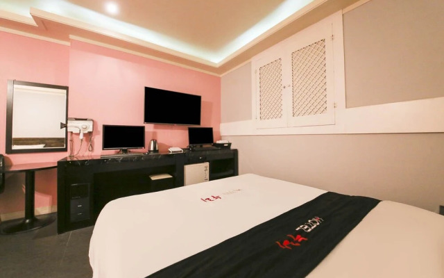 Hotel Nuri