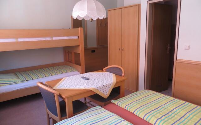 Rotes Ross Burghaslach