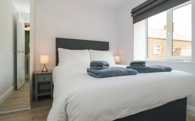2 Staveley Cottages