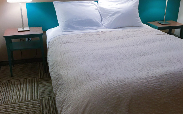 The Canterbury Inn of Downtown Invermere