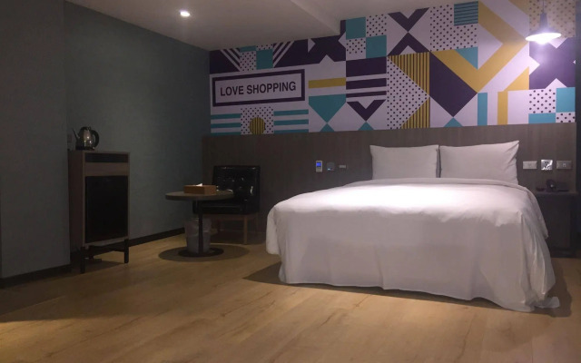 Rainbow Hotel