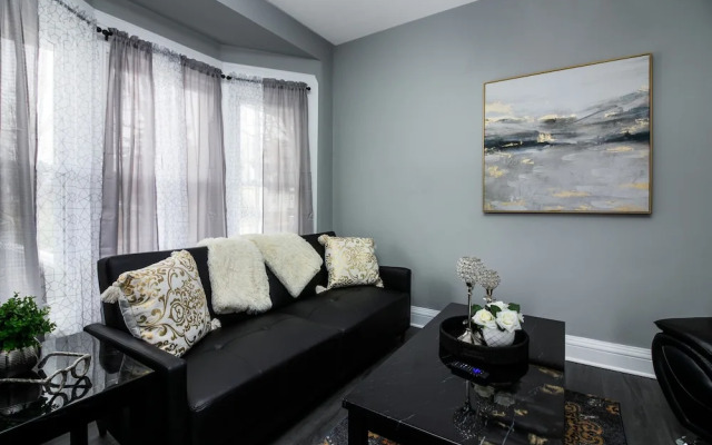 Cozy 1 bedroom Apartment Sleeps 4