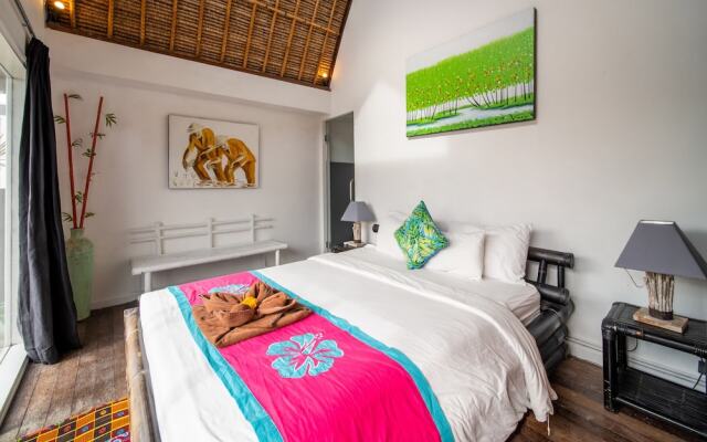 Serene 4br Seminyak Villa with Tropical