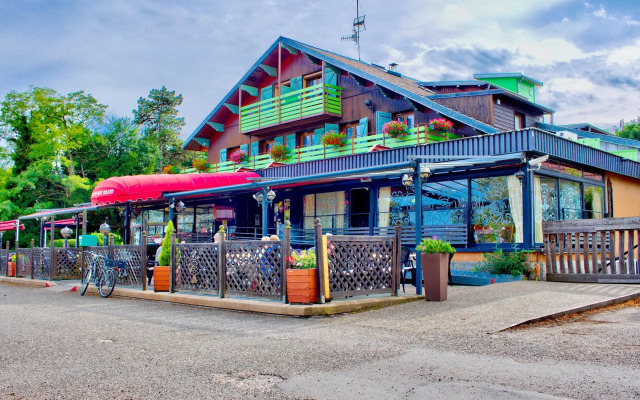 Logis Chalet du Mont Roland