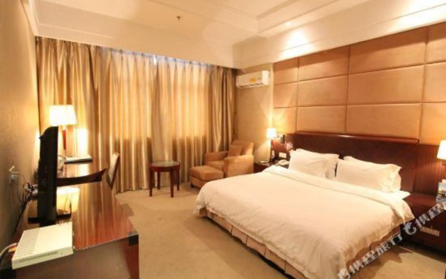 Emperor Palace Hotel