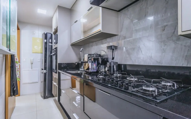 Apto com Piscina Wifi Ar-condicionado e Garagem