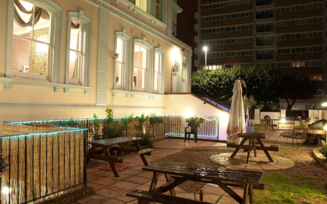 Vernon Guest House