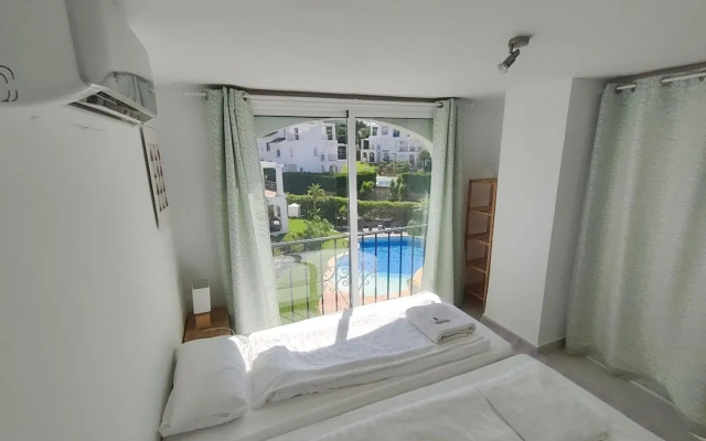 Holiday Home Near La Duquesa Golf & Beach