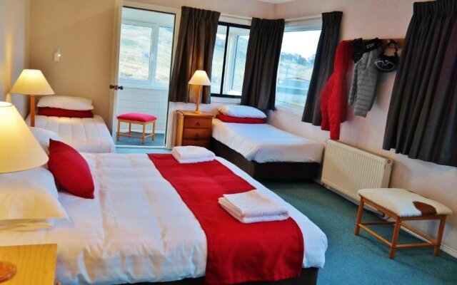 Corroboree Ski Lodge