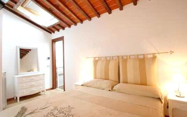 Villa with 2 bedrooms in Pietrasanta with wonderful mountain view private pool enclosed garden 7 km from the beach