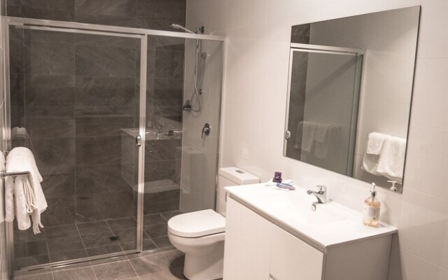 Wickham Newcastle Modern 1 Bed Apartment