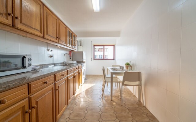 House and People - Feliciano Ramos 2