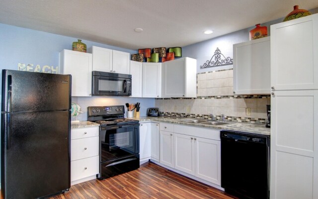 Third Floor Seabatical Condo in Mustang Island by Redawning