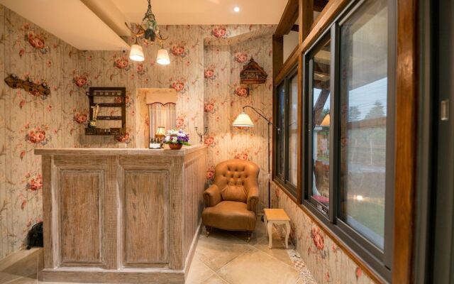 R&J GuestHouse