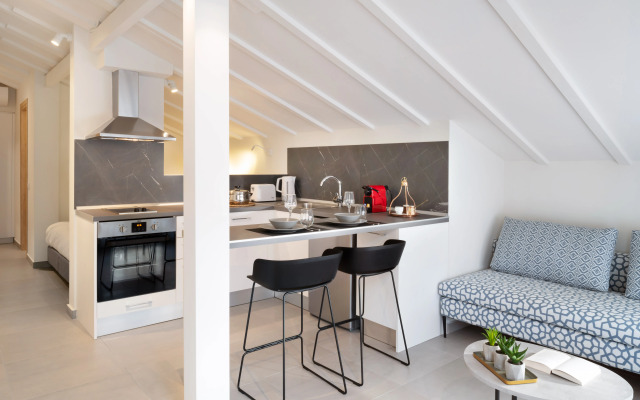 Thess Residences